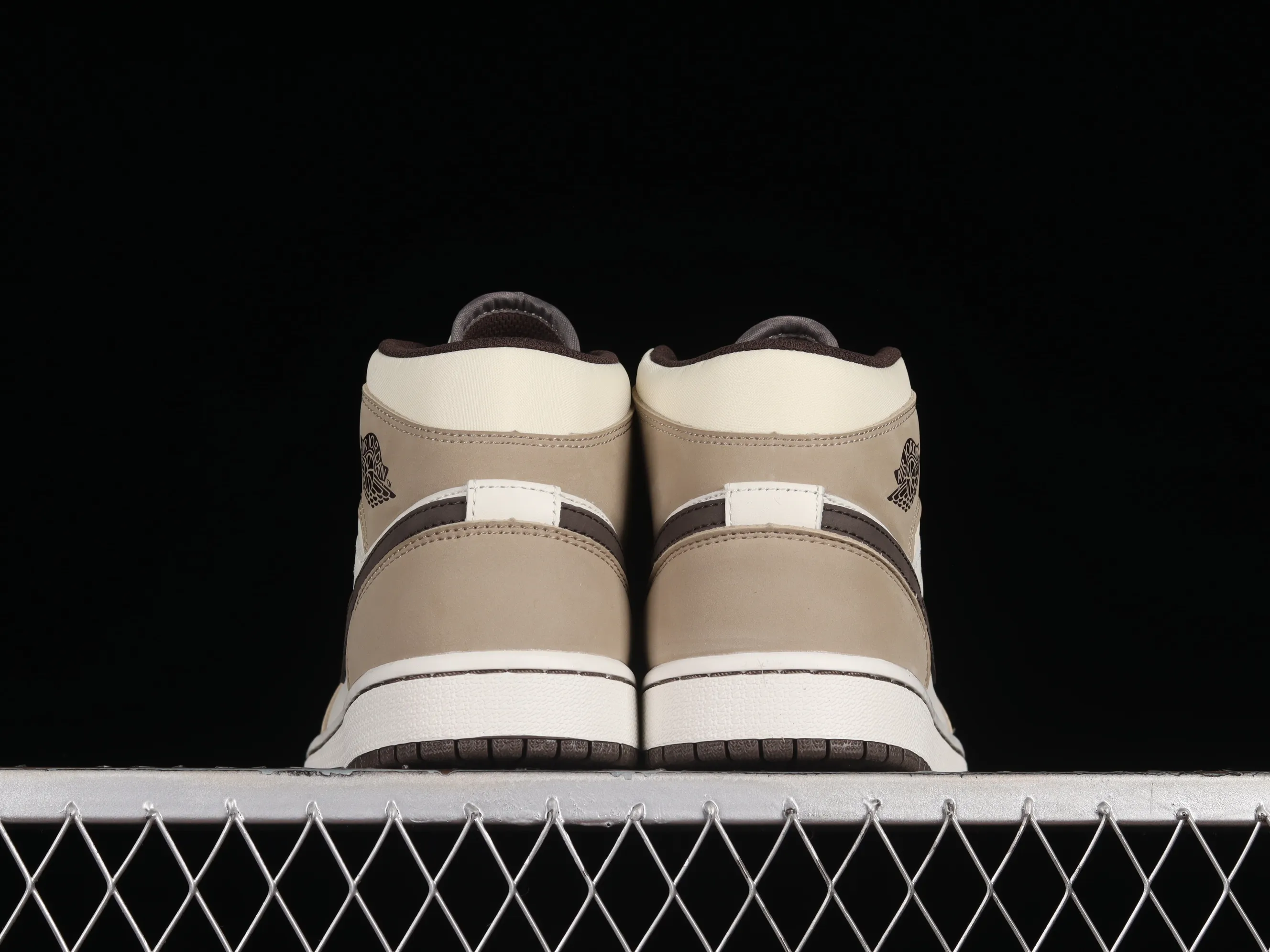 All categories Air Jordan Jordan series basketball shoes Air Jordan 1 Mid Air Jordan 1 Mid OG SP AJ1 Joe 1 customized model Zhongbang basketball shoes 554766-003